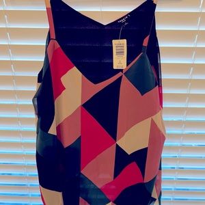 New with tags flowing tank top